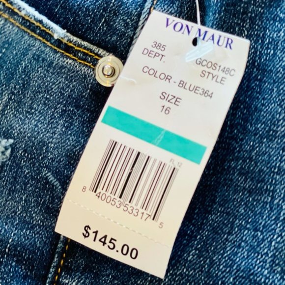 Good American Jean Shorts NWT Size 16 - Picture 4 of 10